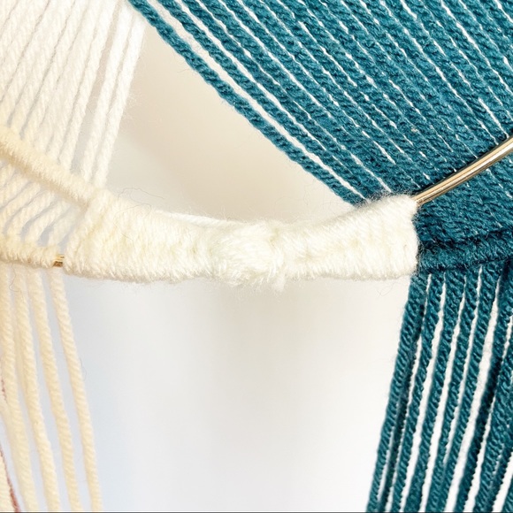 NEW! Handmade Yarn Wall Hanging - Picture 8 of 9